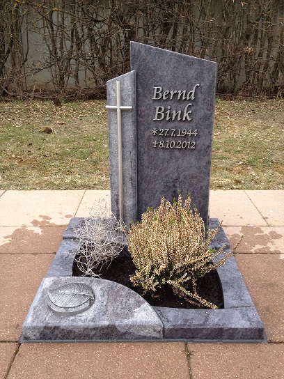 Urnengrabstein U-1012