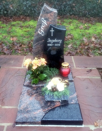 Urnengrabstein U-1015