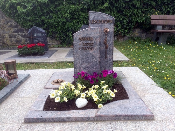 Urnengrabstein U-1016